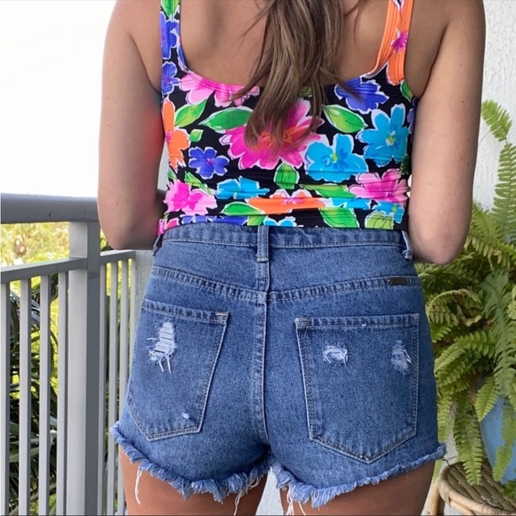 KanCan Medium Wash Ripped Distressed Denim Jean Cutoff Shorts S - Picture 4 of 7